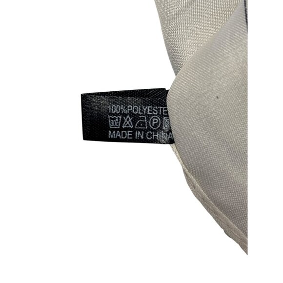 Early America scarf with intricate designs with gold and silver 100% polyester - Picture 6 of 6